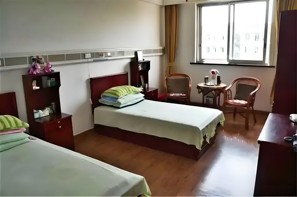 深圳人才引进哪个区好_2025上海城市形象片焕新发布：上海新一刻，城市因你更美好 人针对老年失能失智